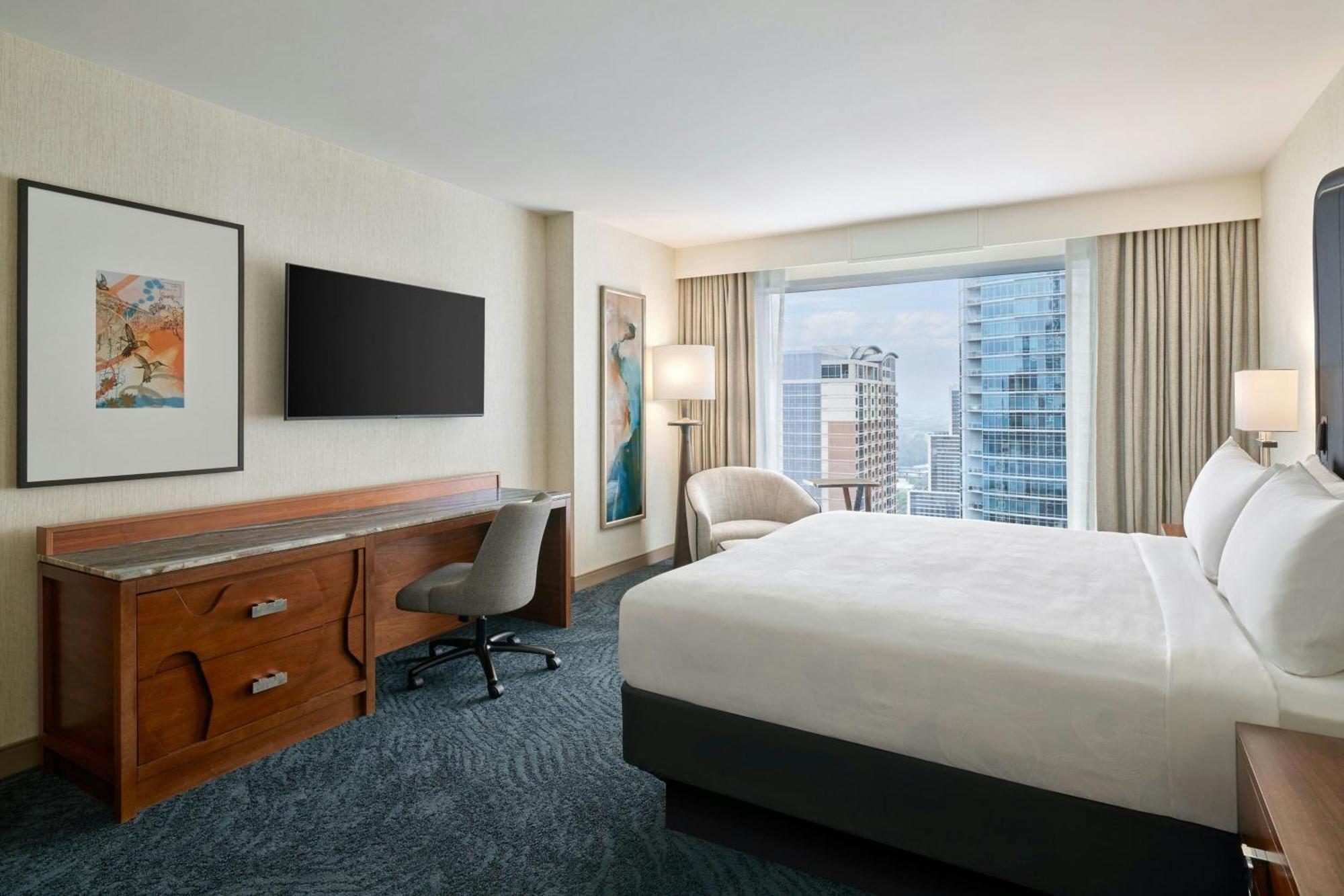 King Room City View High Floor or Mobility Accessible Roll Shower,1669852928:JPEG