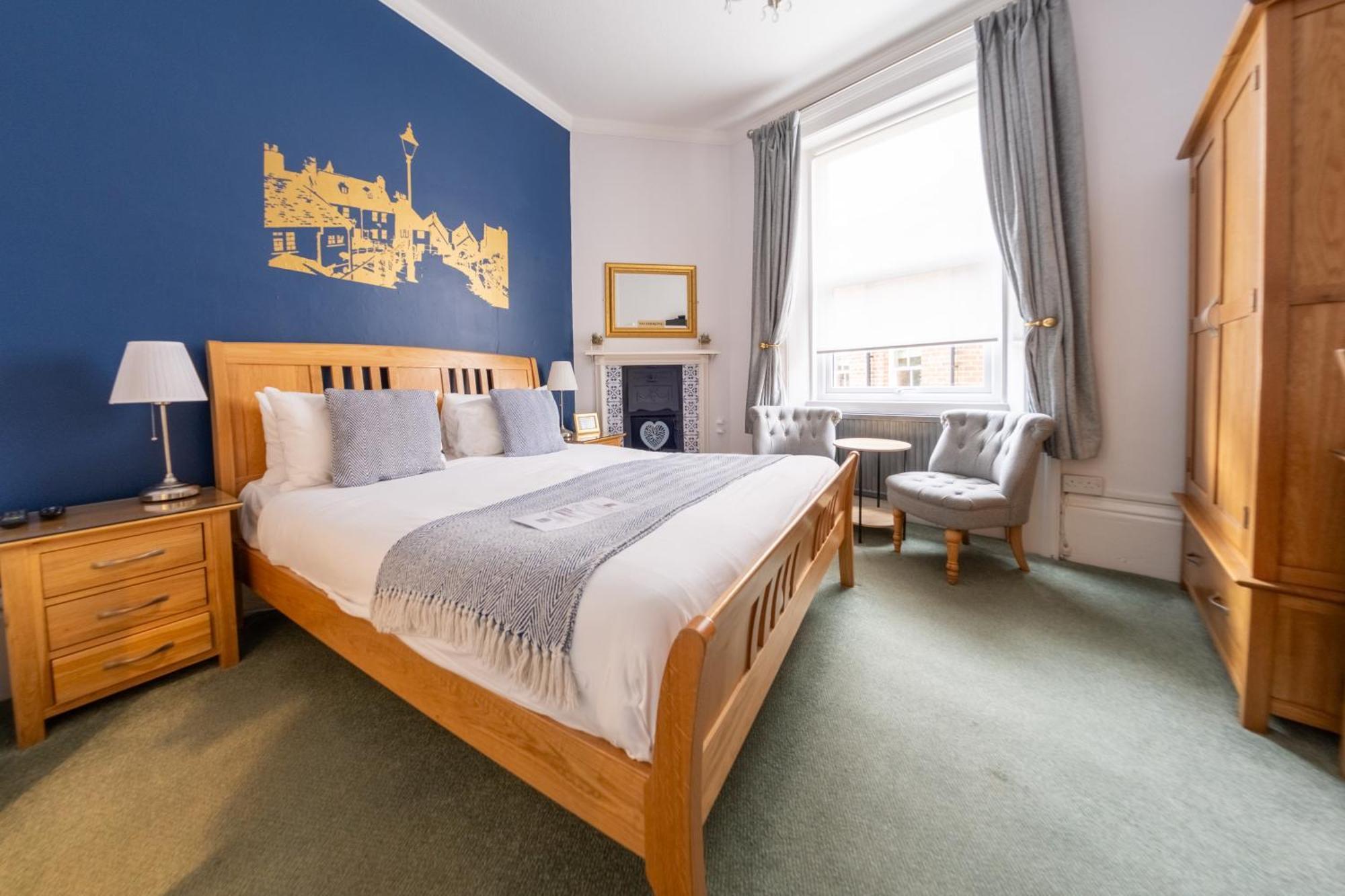 Large Double Room
