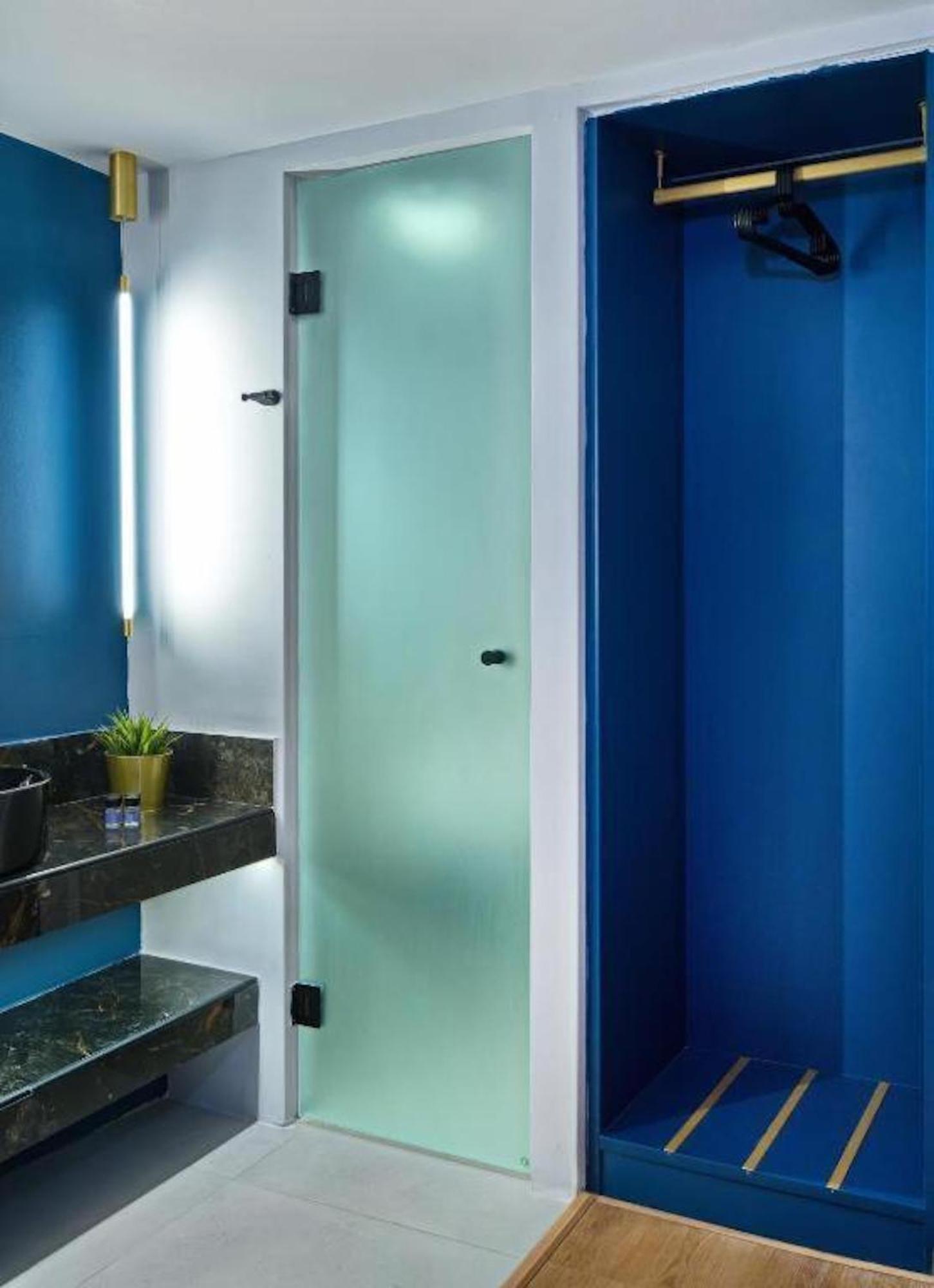 Cocoon Room
