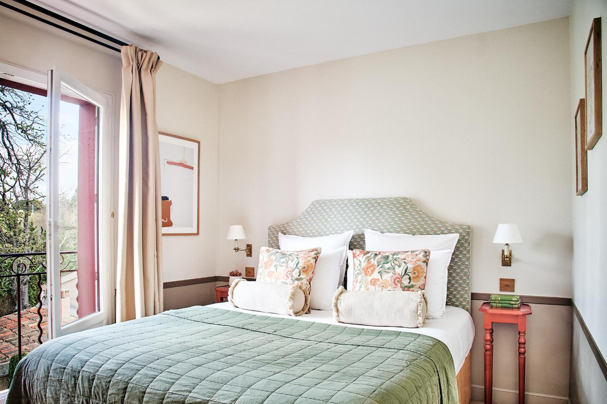 Classic Double Room
