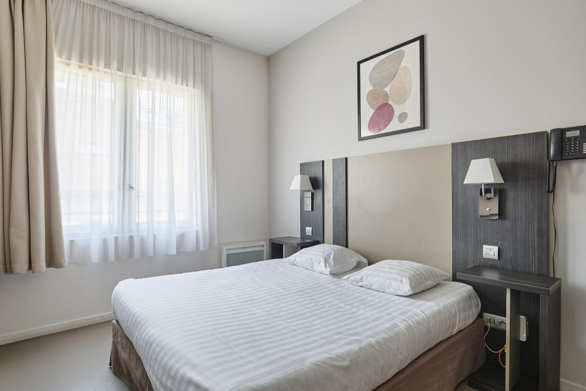 Estudio Estándar (2 adultos)