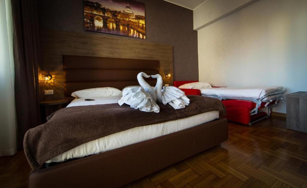Comfort Triple Room