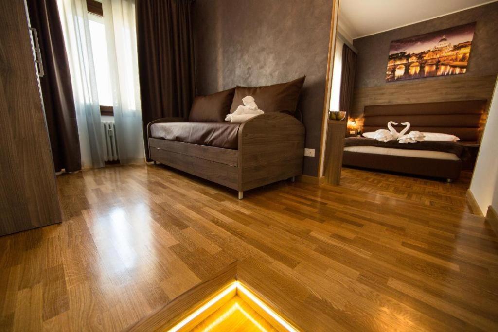 Comfort Triple Room