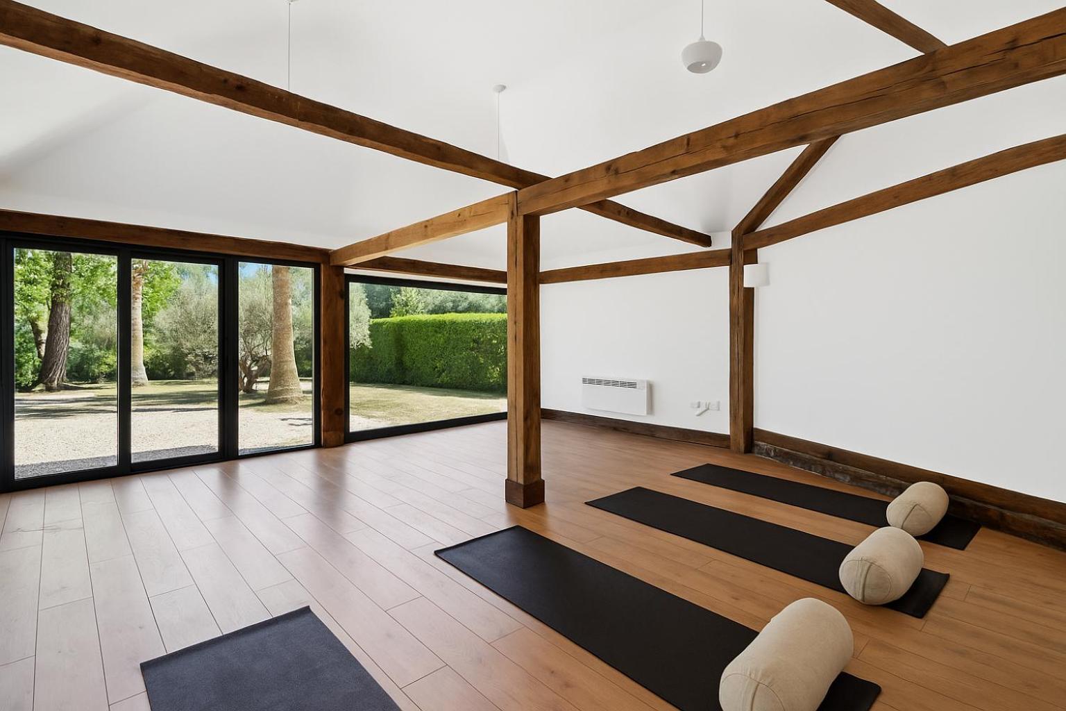 Holiday Home,1670744878:JPEG