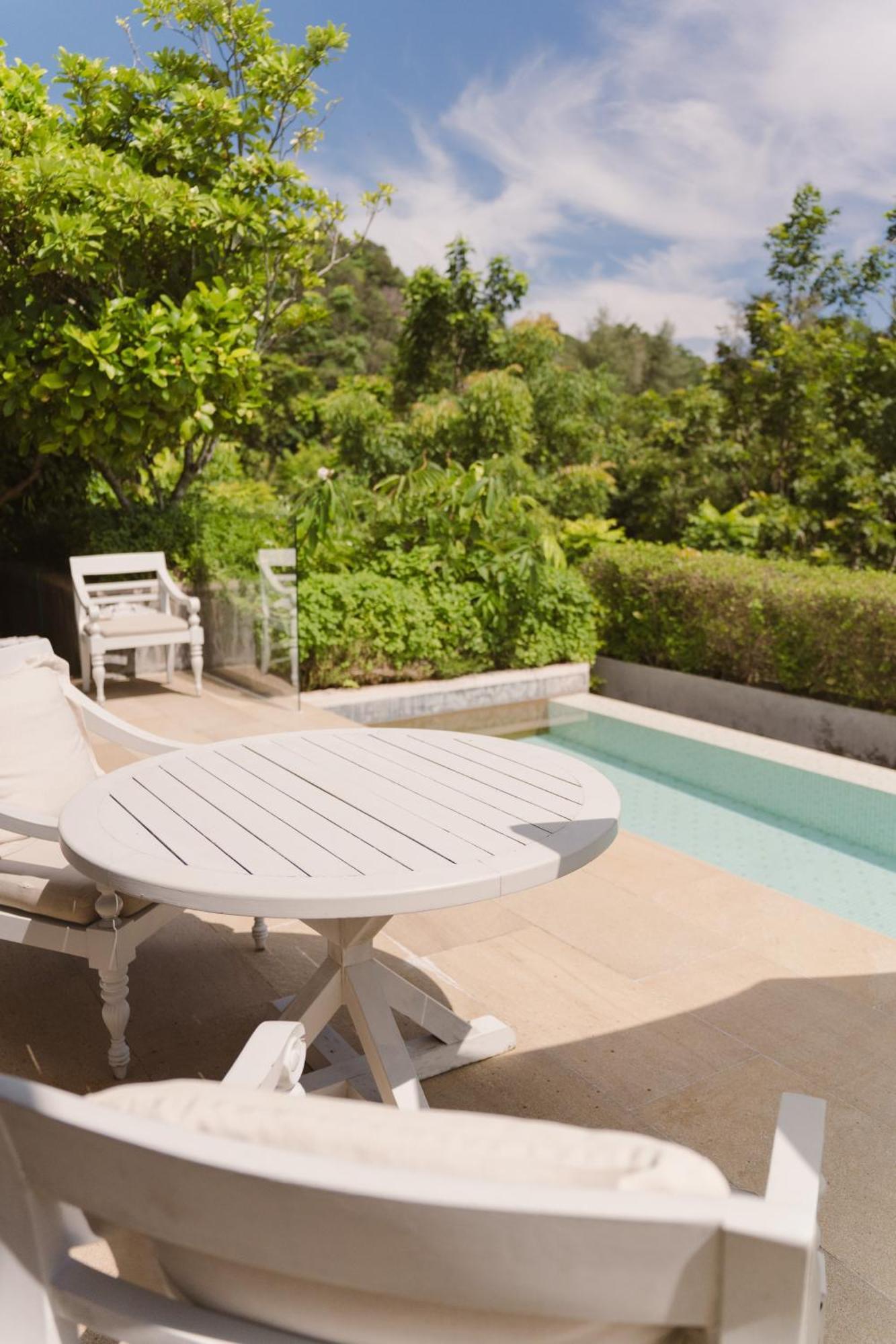 Garden Pool Pavilion King