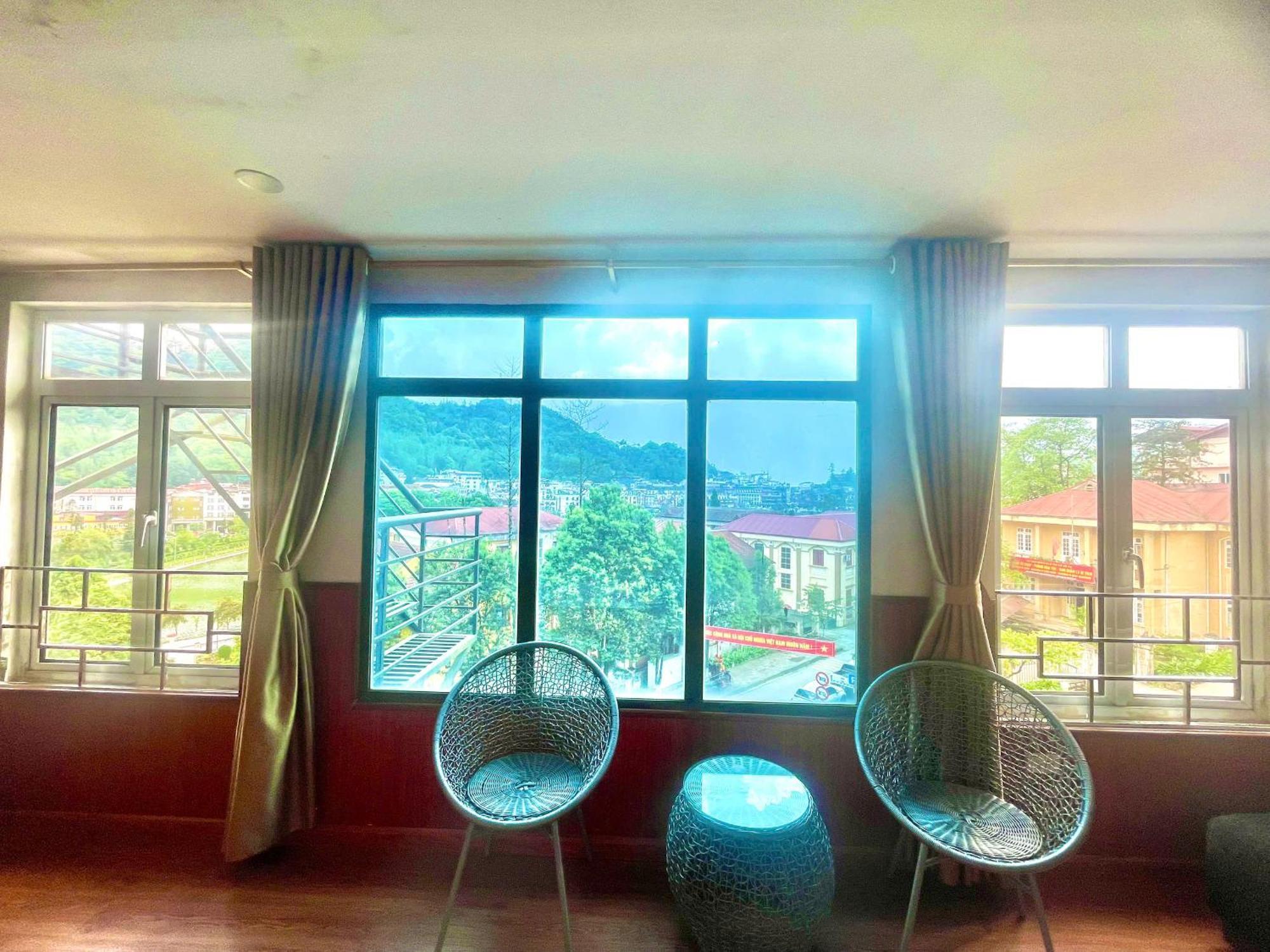 King Room Mountain View