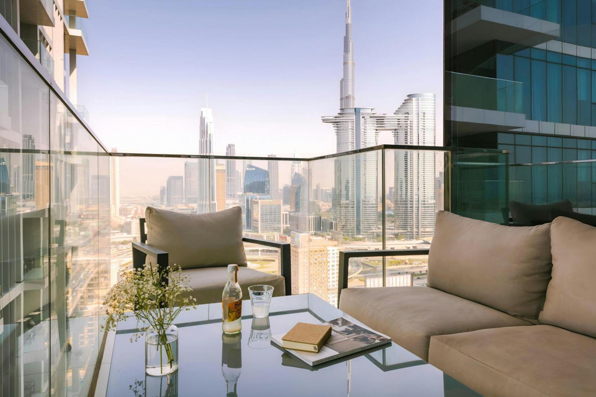 Three-Bedroom Apartment Burj Khalifa View