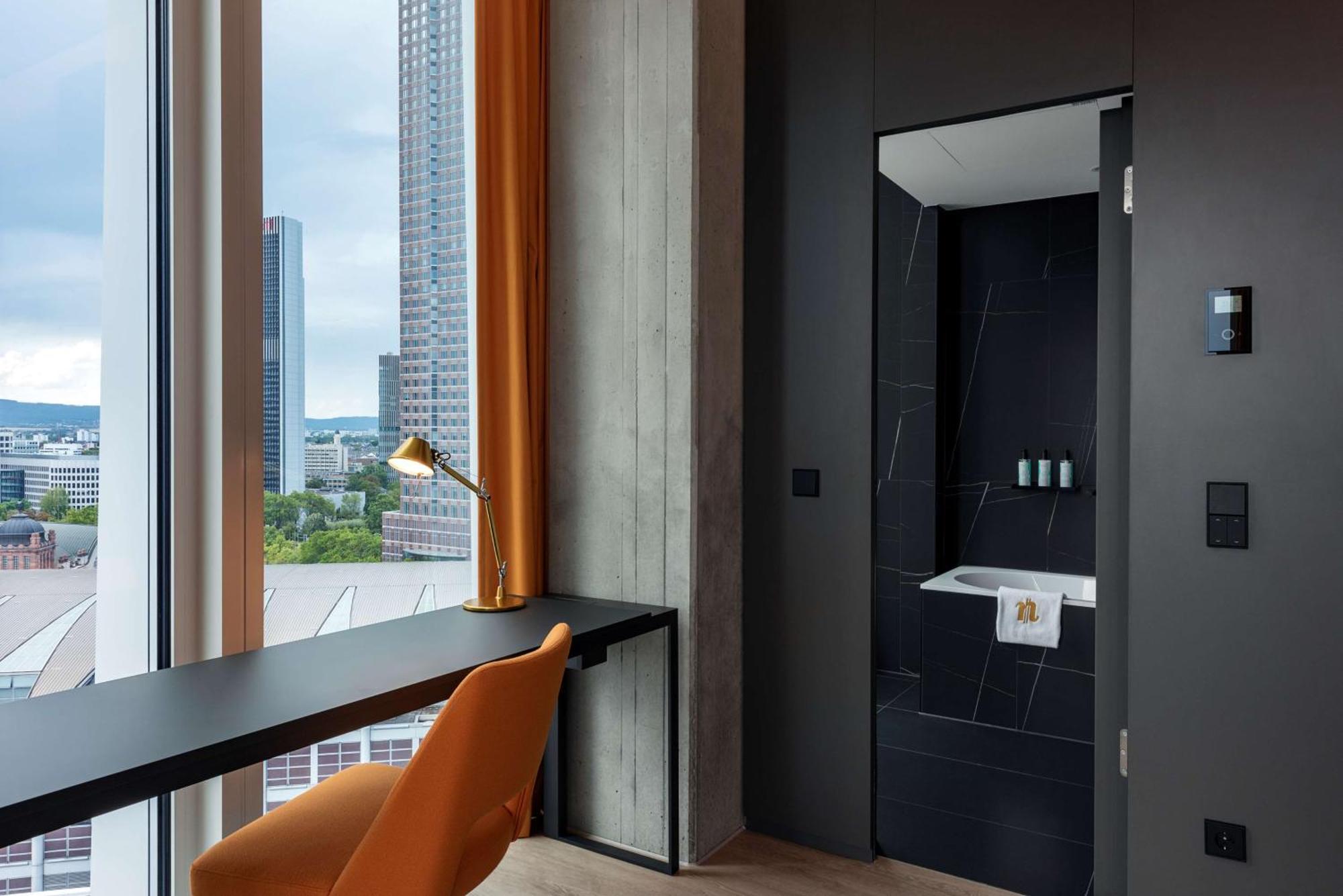 Suite Junior nhow + Salon VIP