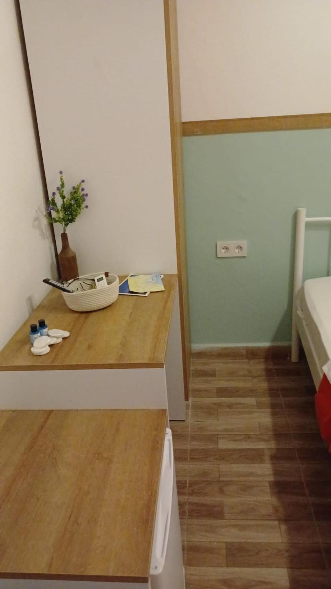 Economy Double Room,1702002059:JPEG