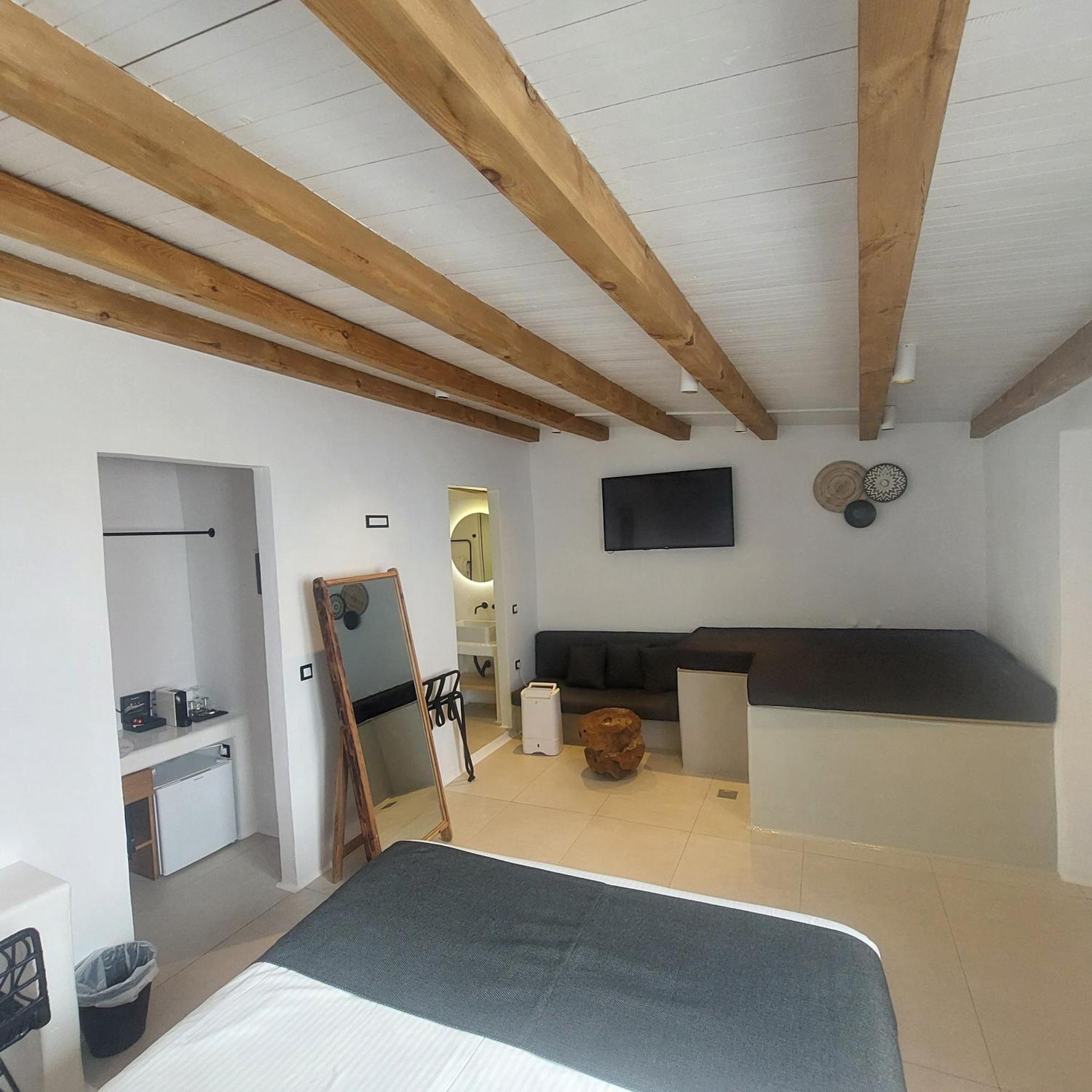 Deluxe Double Room Balcony