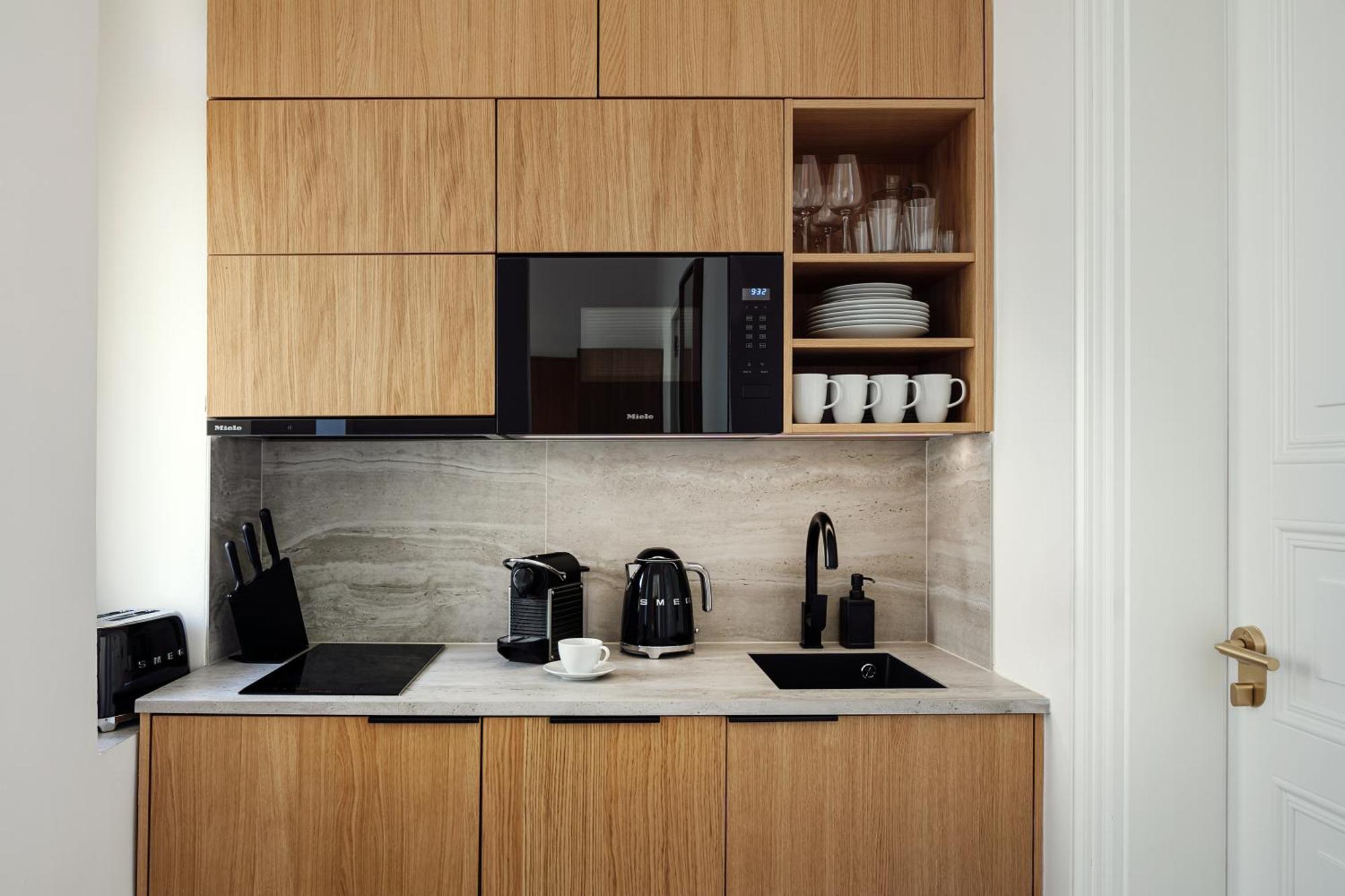 Studio Apartment