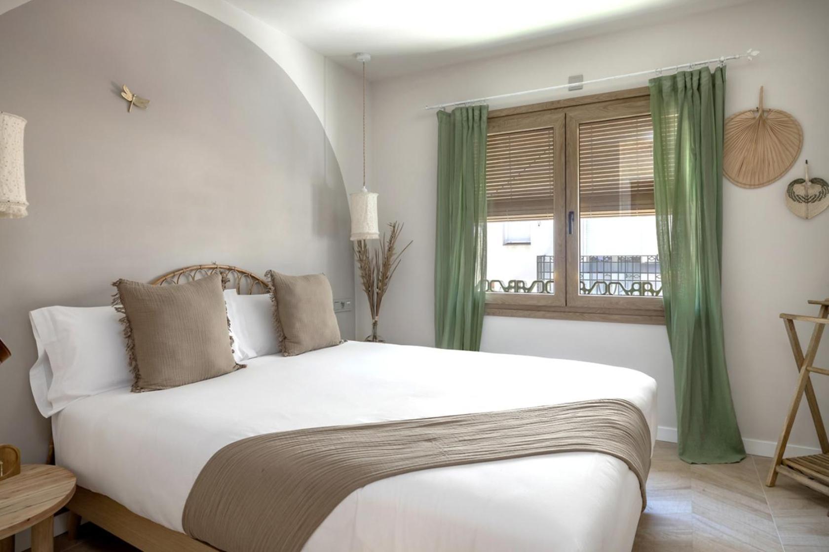 Two-Bedroom Deluxe Apartment