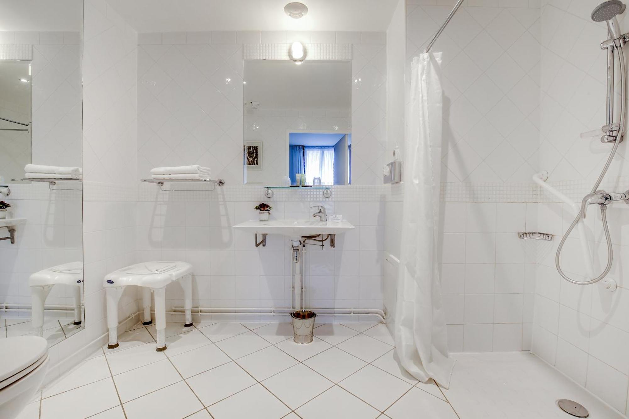 Habitación Doble adaptada para personas con discapacidad - 2 camas