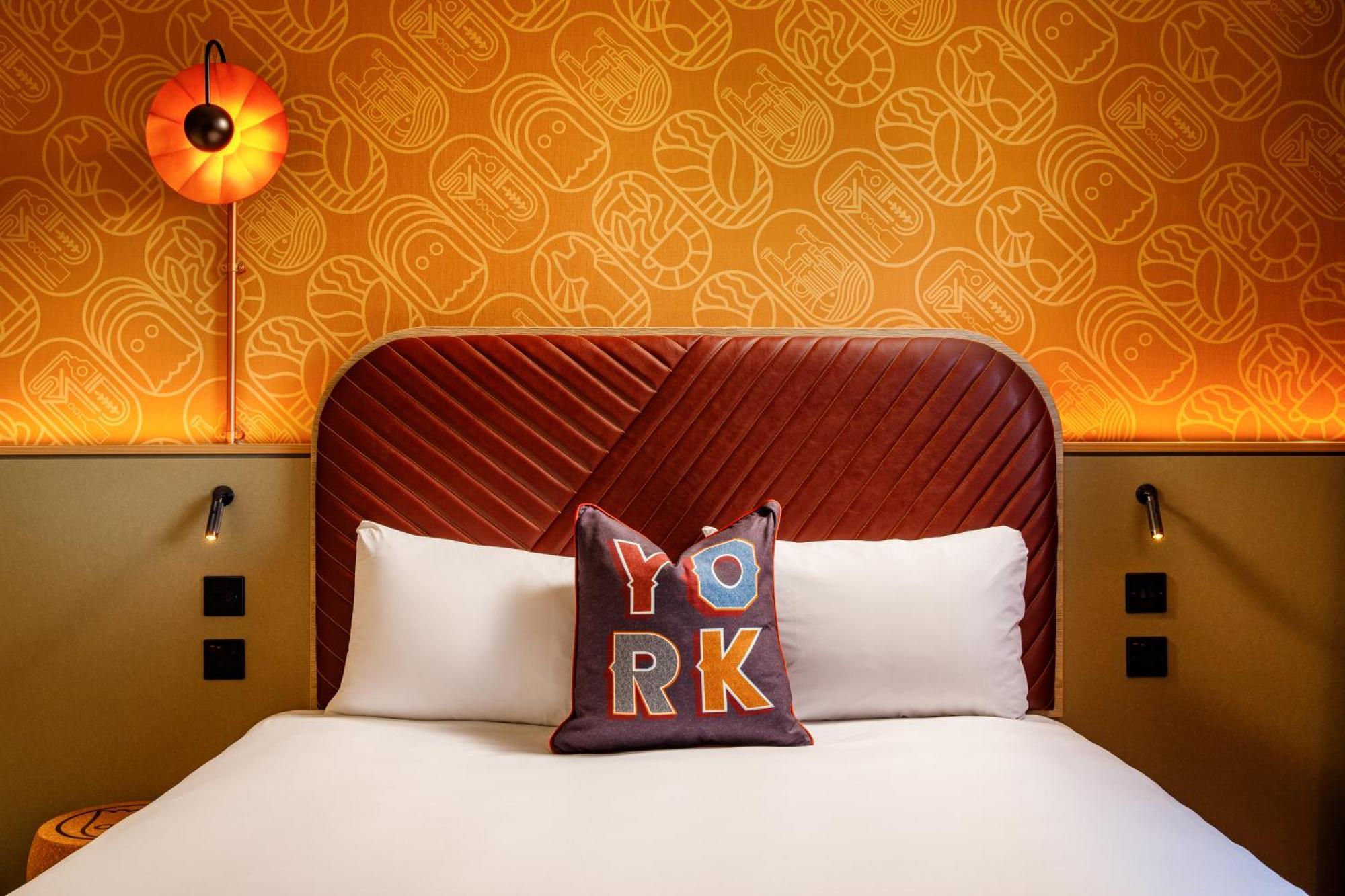 Double Room,1672564414:JPEG