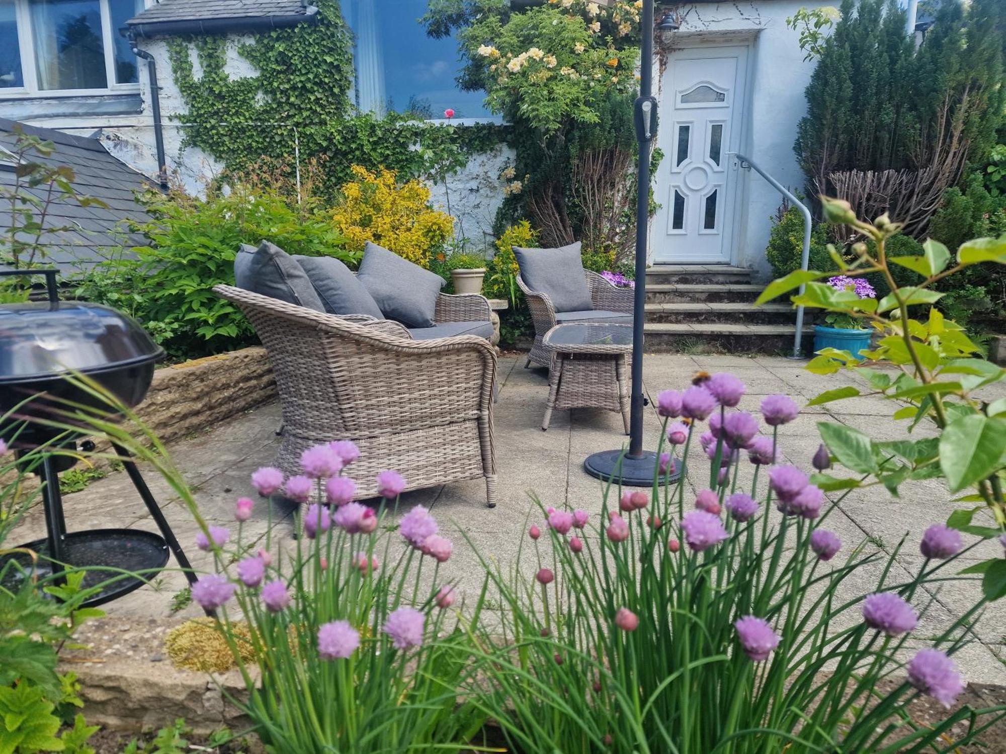 Deluxe Two-Bedroom Apartment Garden View