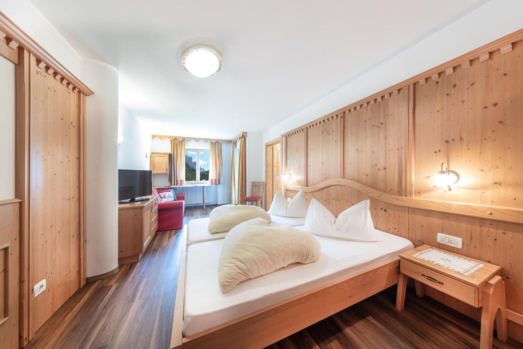 Double Room Balcony,1672629547:JPEG