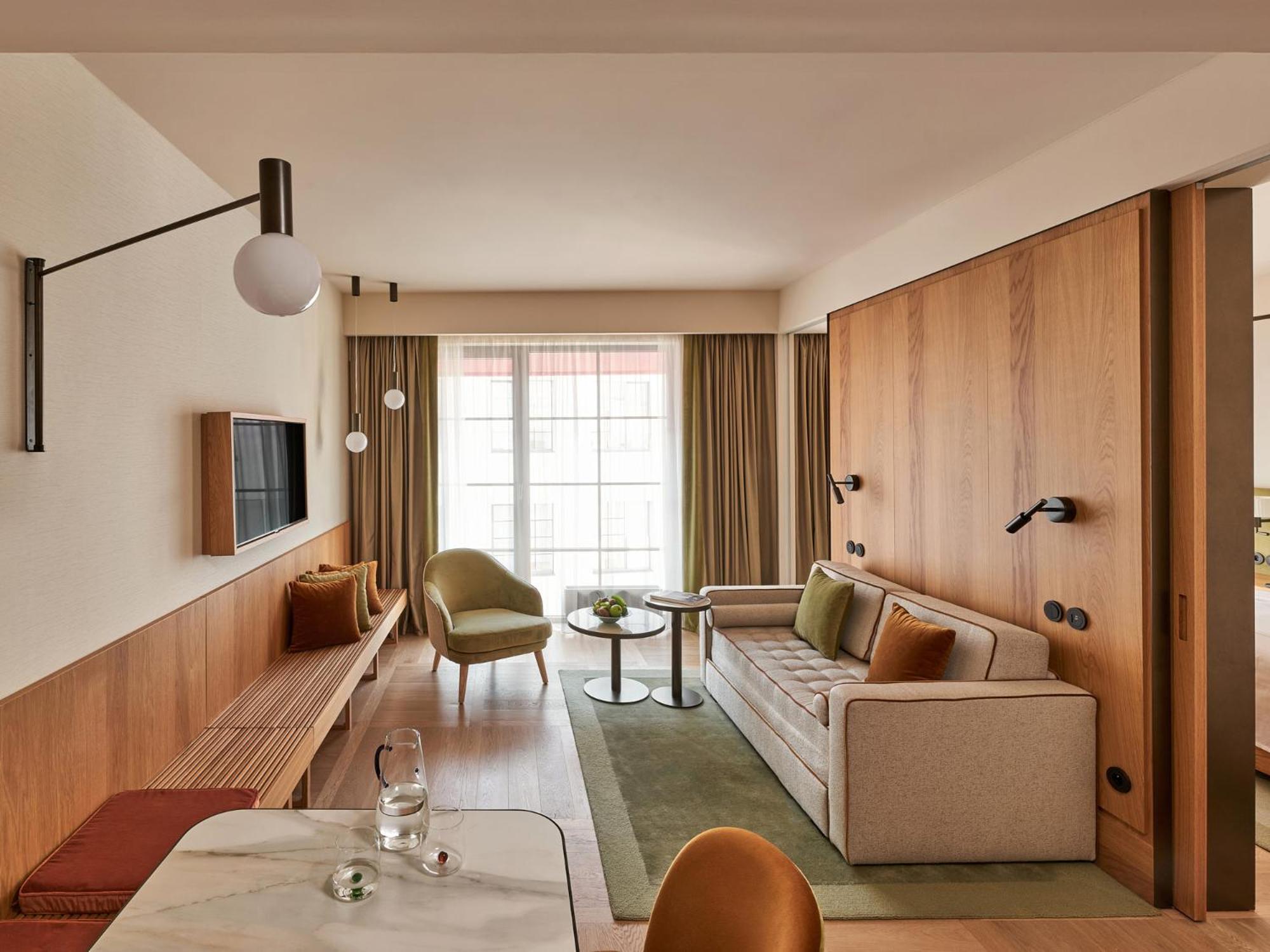 Suite
