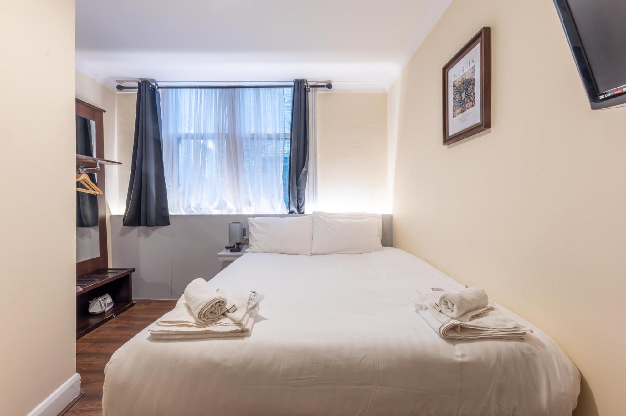 Double Room,1673930765:JPEG