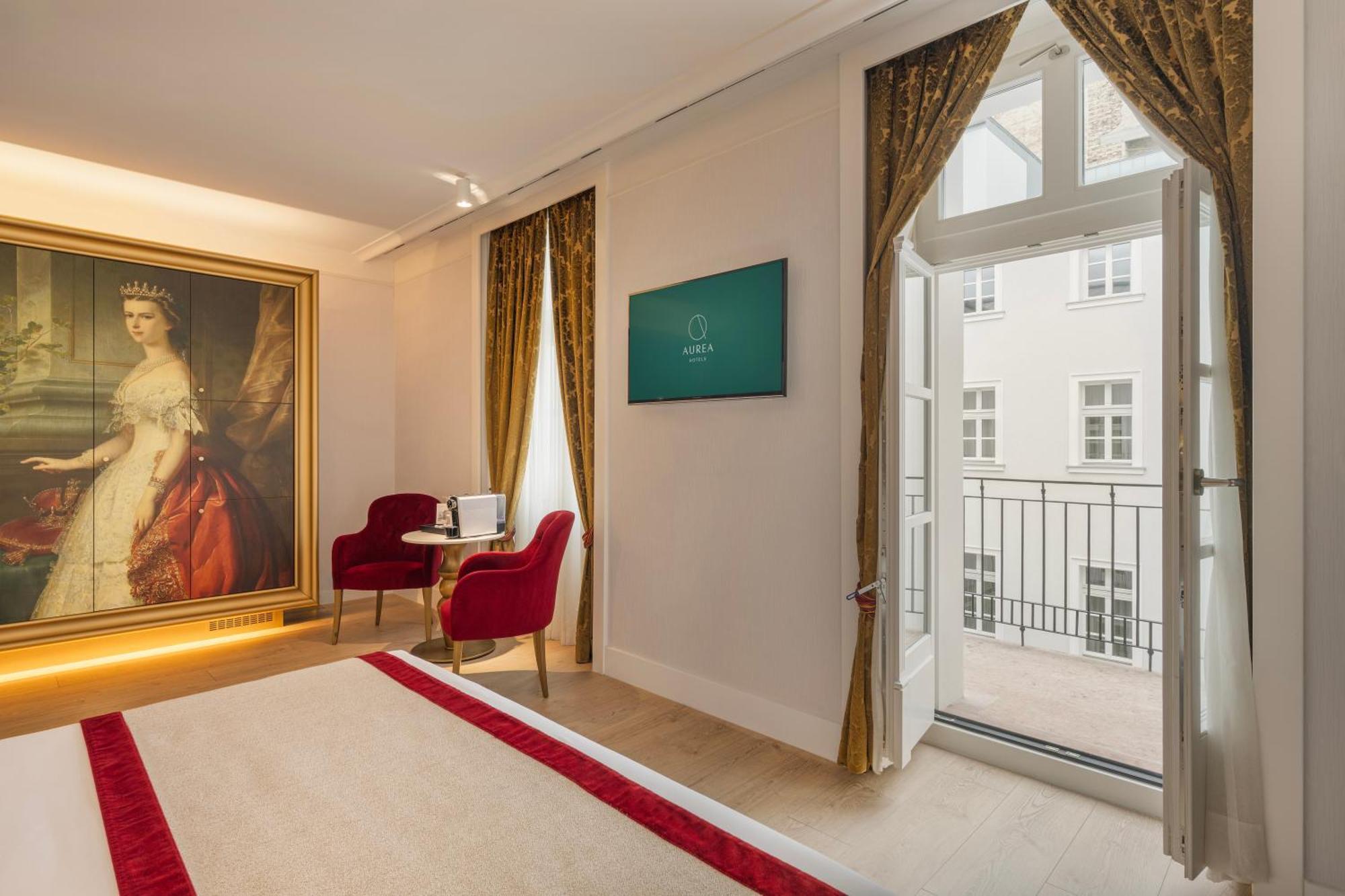 Double or Twin Room Balcony