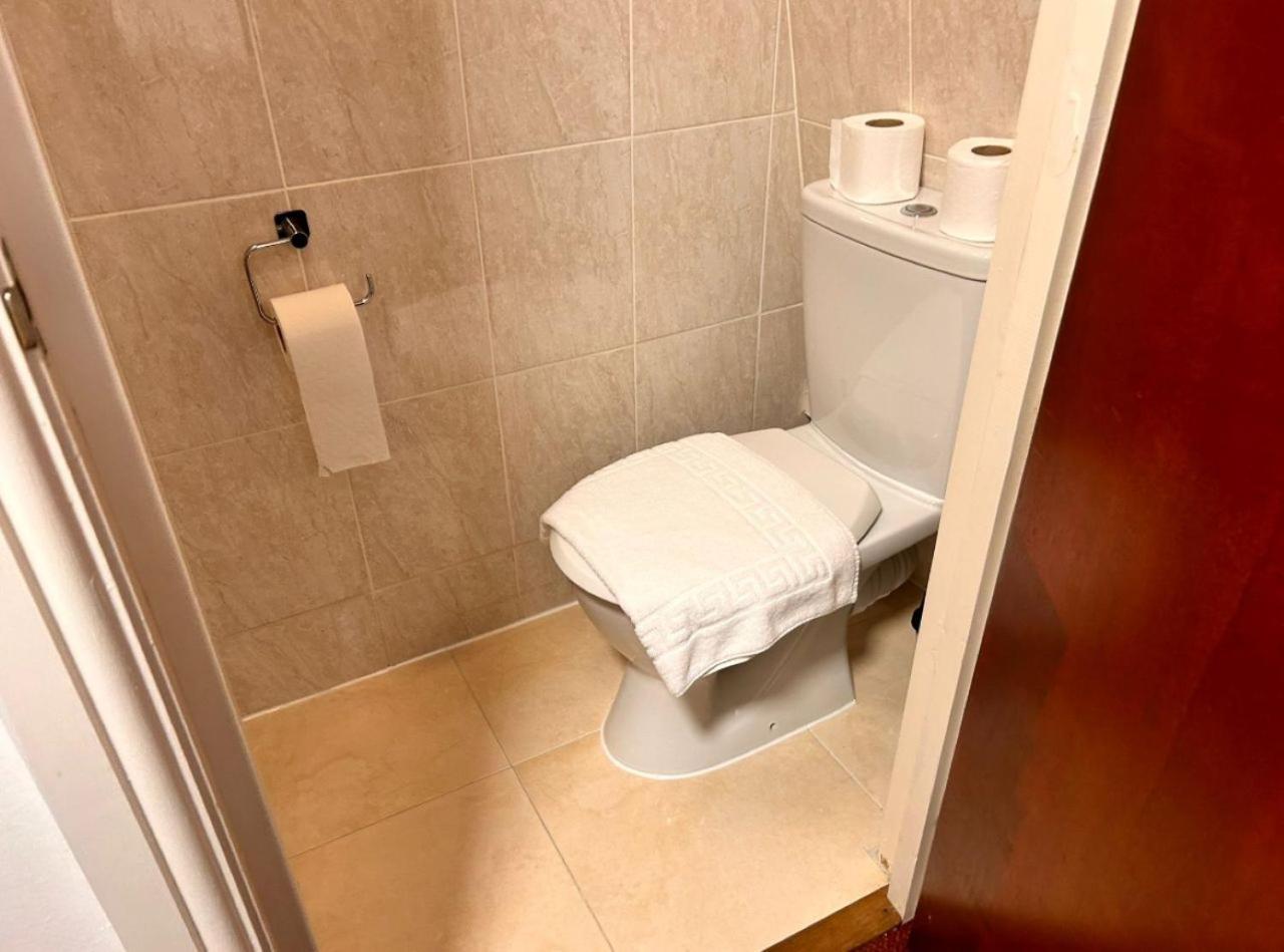 Twin Room Bathroom