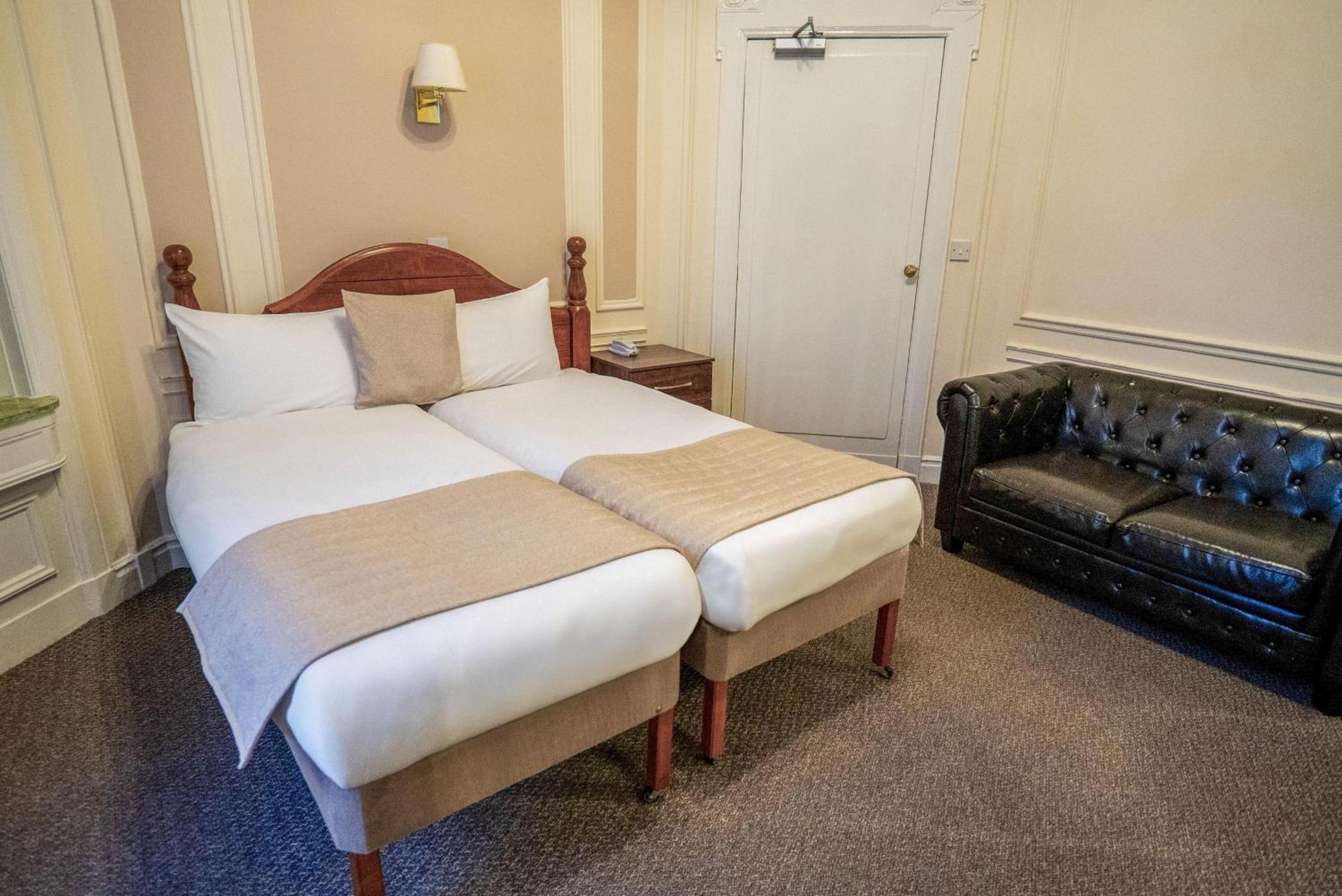 Standard Double or Twin Room,1674697765:JPEG