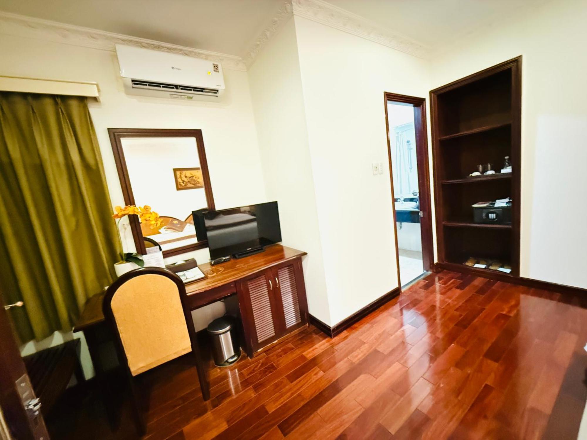 Superior Double or Twin Room No Window