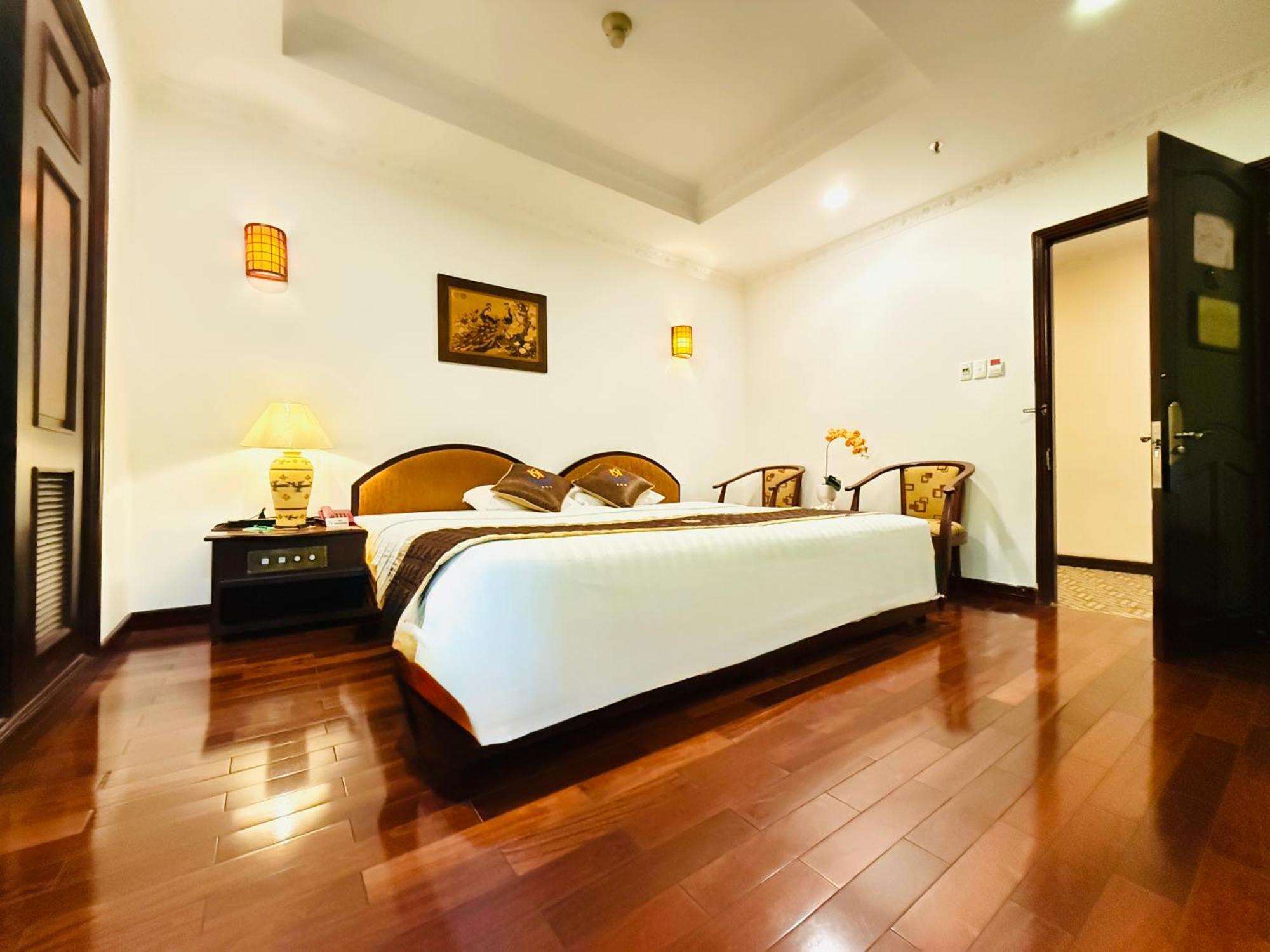 Superior Double or Twin Room No Window