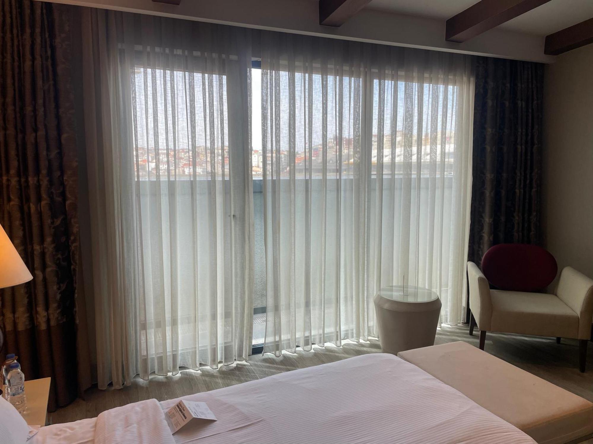 Deluxe King Room Balcony