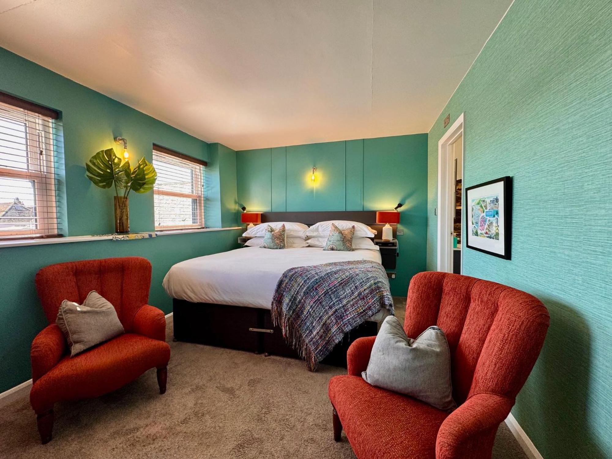 Superior King or Twin Room,1589154823:JPEG