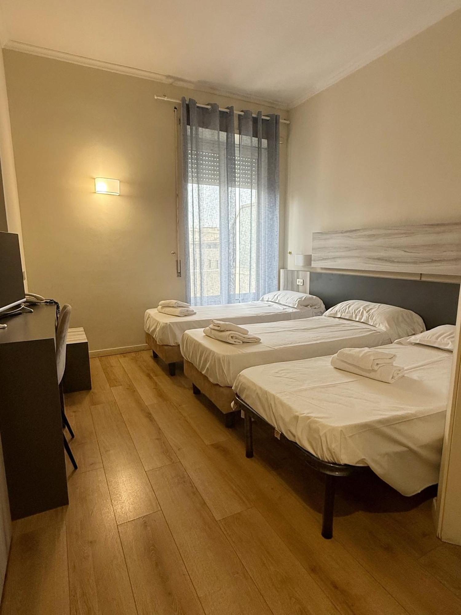 Basic Triple Room