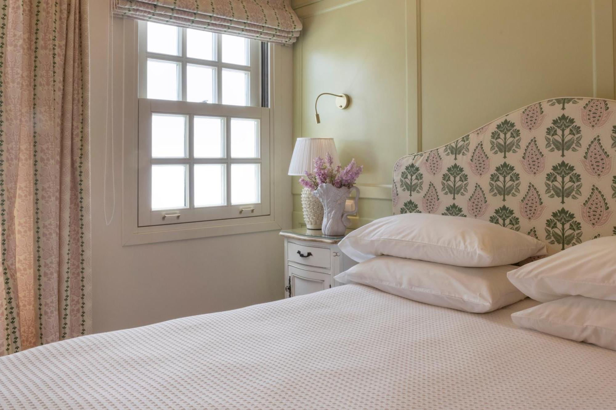 Standard Twin Room Sea View