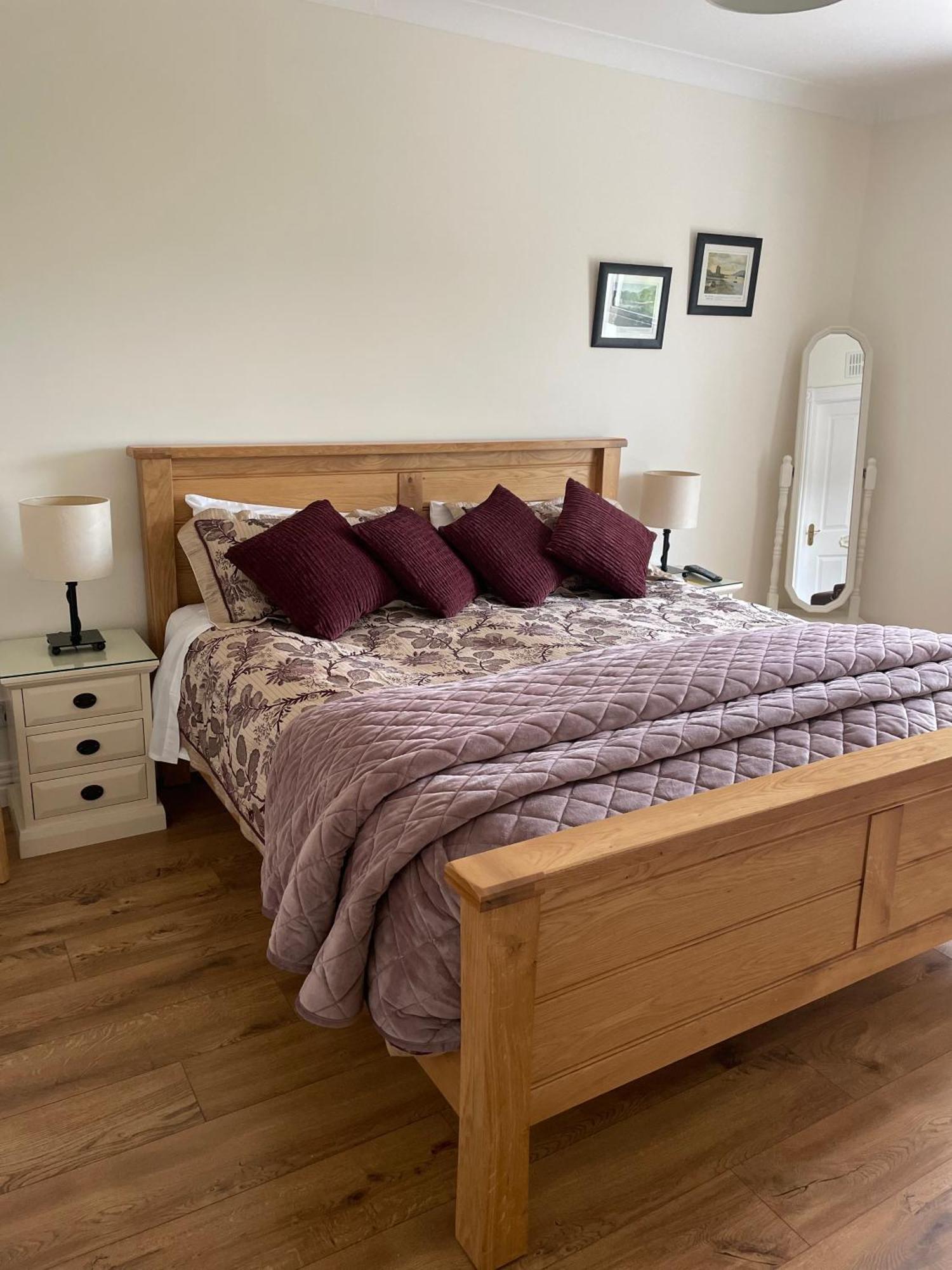 Superior King Room
