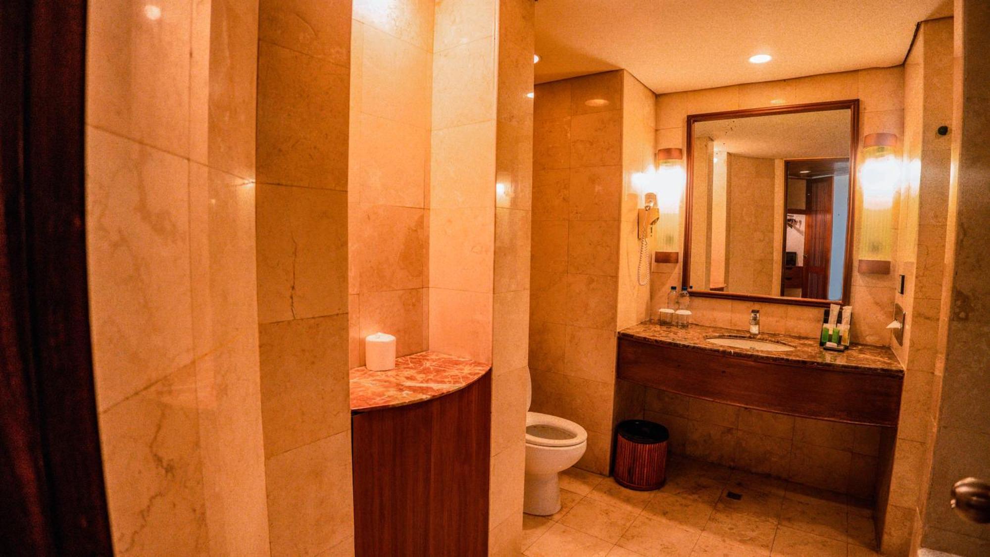Super Deluxe Room Airport Transfer