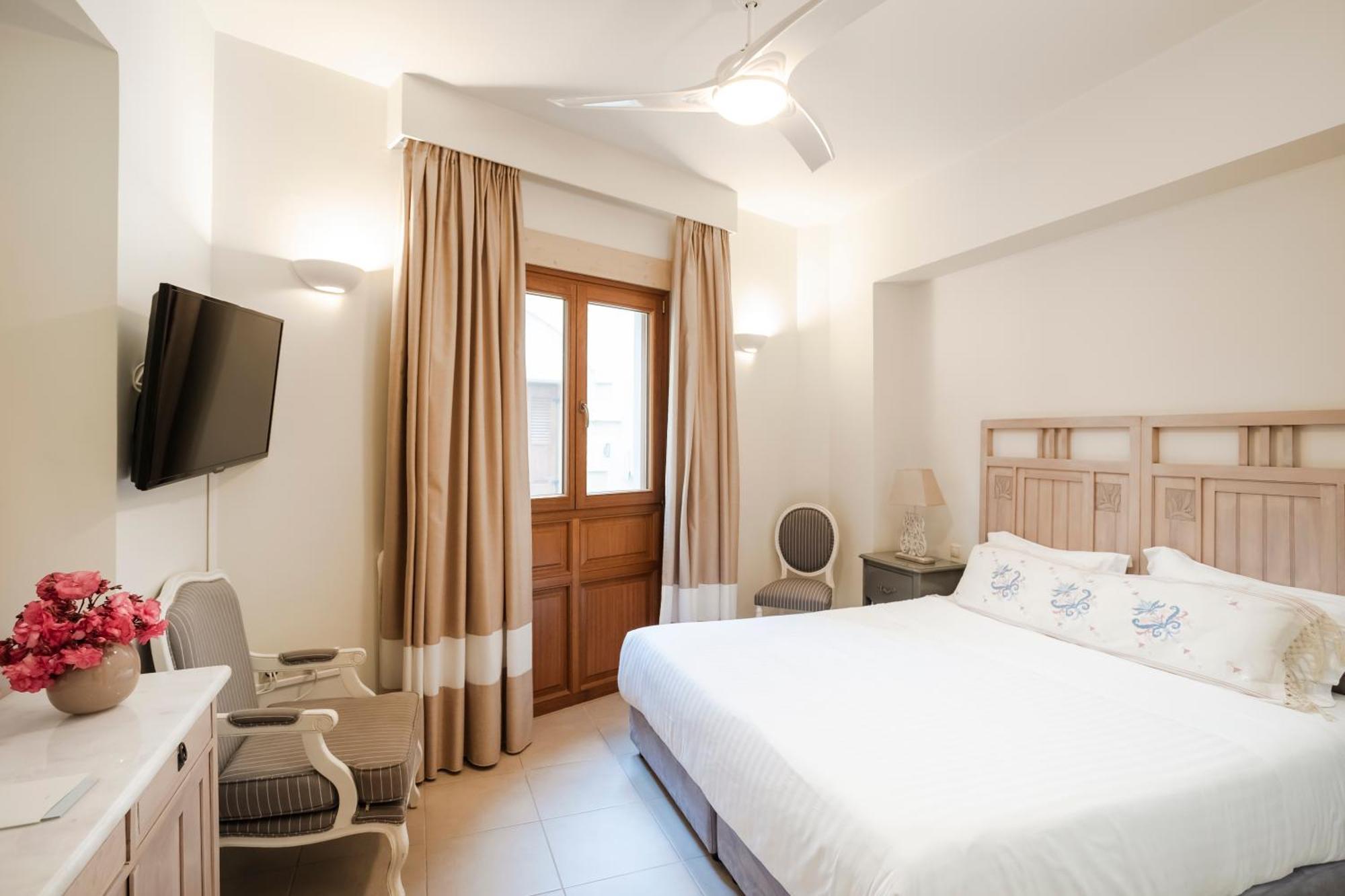 Superior Room Menta or Lemonio