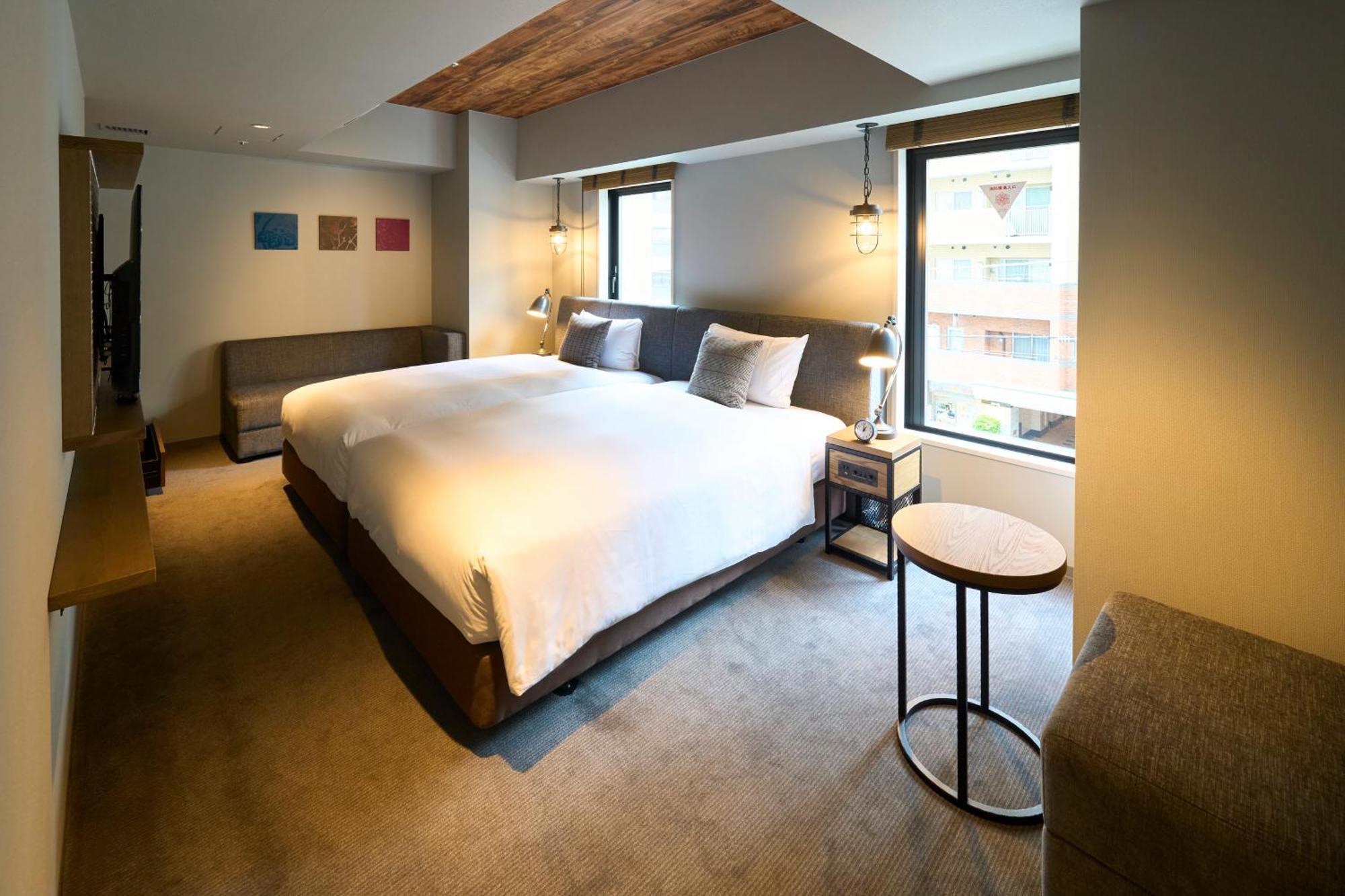 Large Twin Room