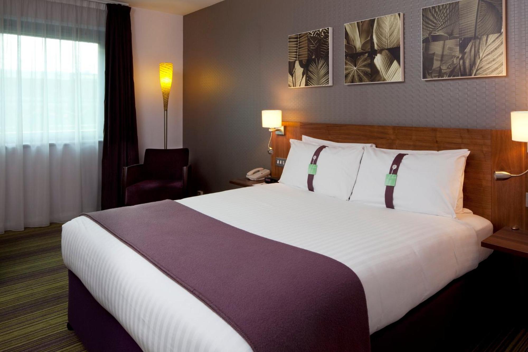 Premium King Room