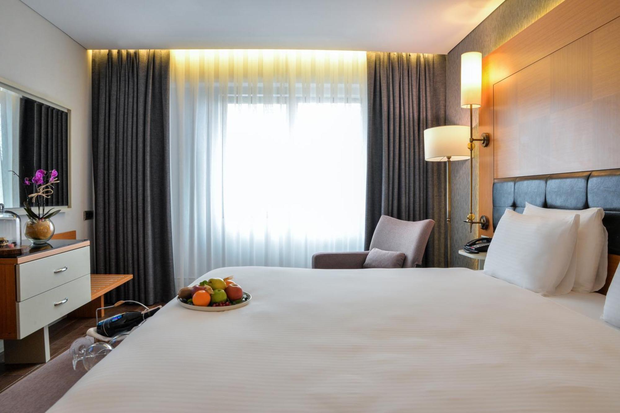 Standard King Room