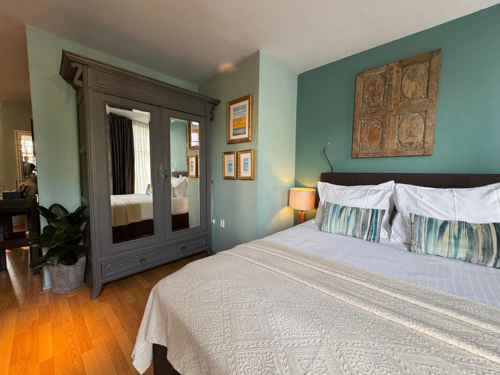 Double Room Canal View