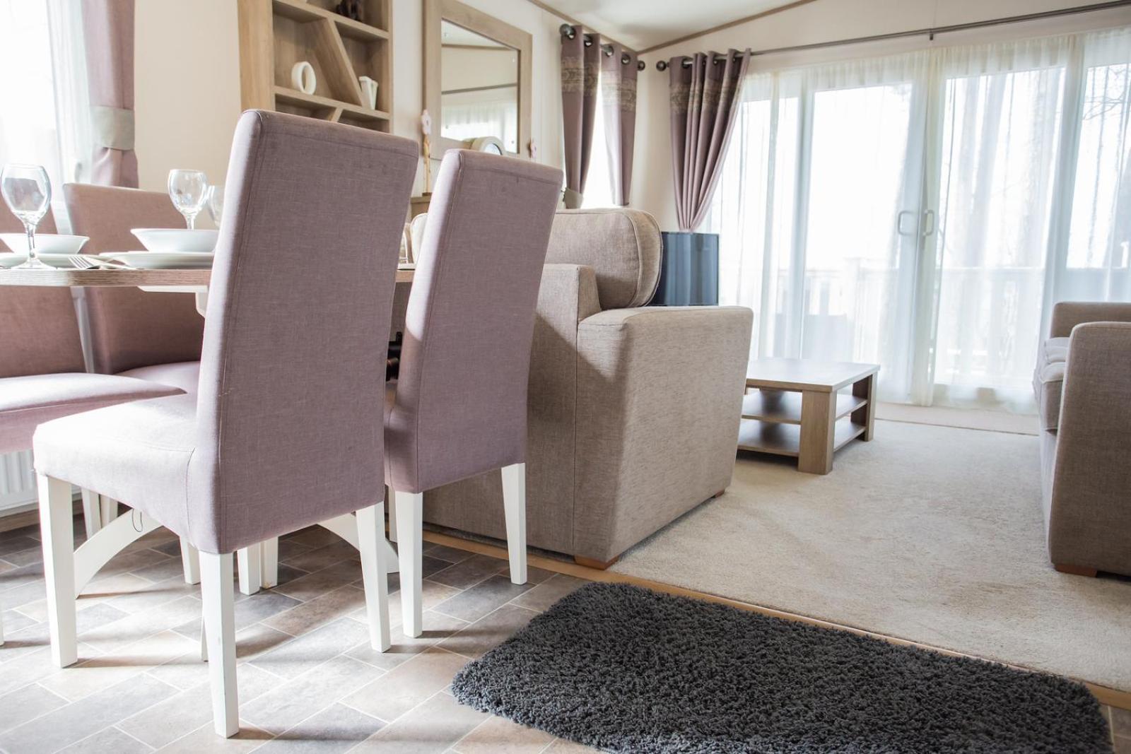 Luxury Caravan,1676784646:JPEG