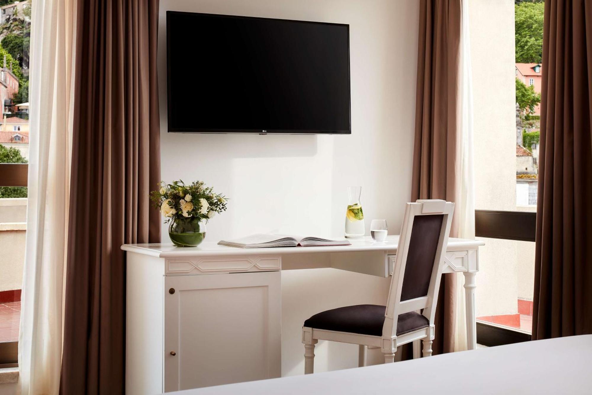 Superior Double or Twin Room Valley View Extra Bed