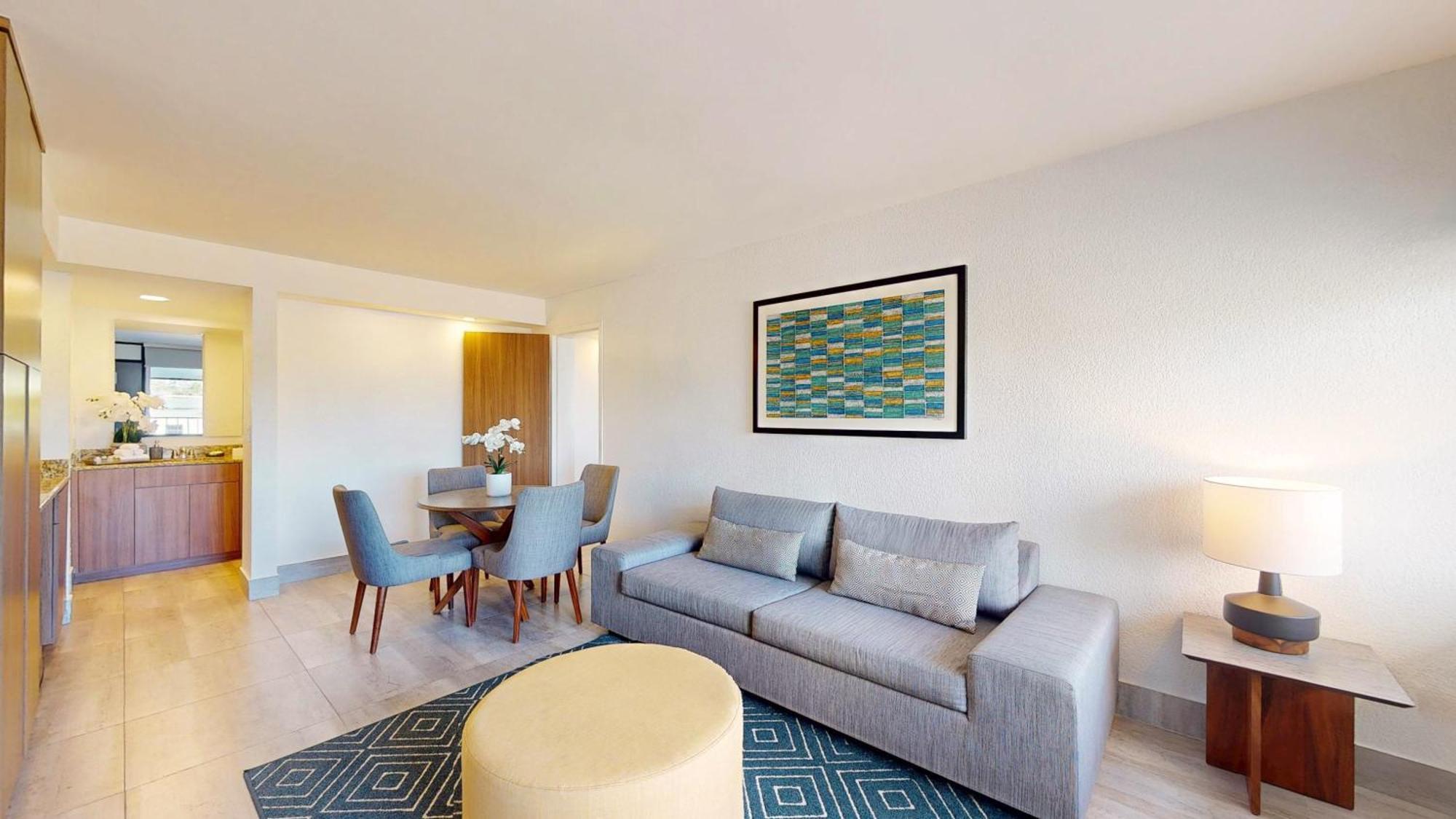 Premium Family Room