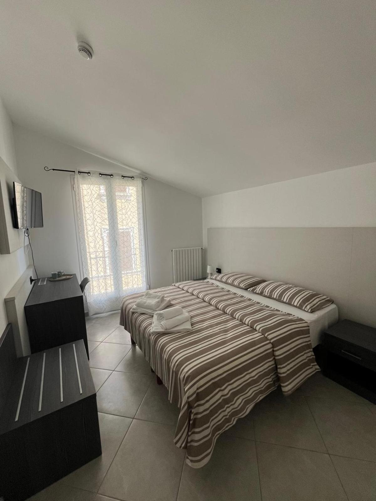 Deluxe Triple Room,1678603287:JPEG