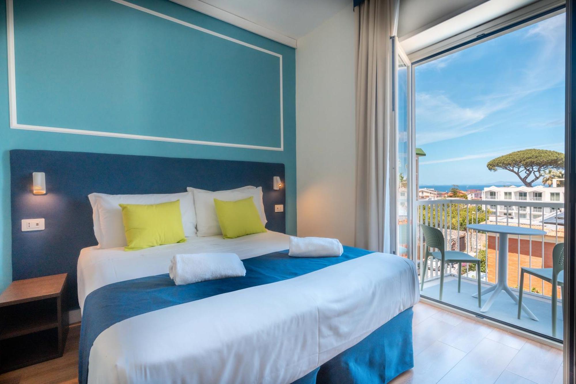 Double or Twin Room Partial Sea View