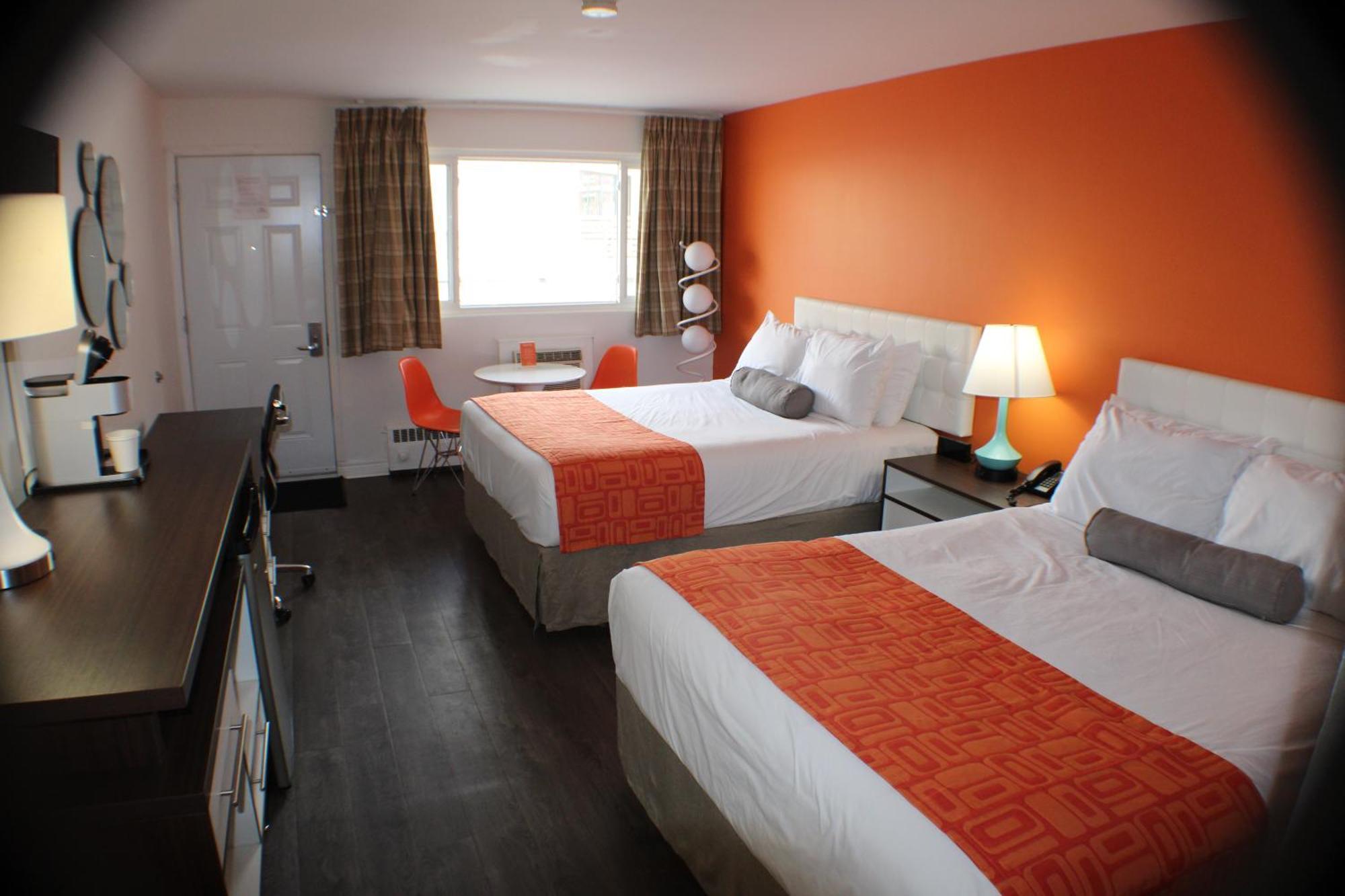Queen Room Two Queen Beds Non-Smoking