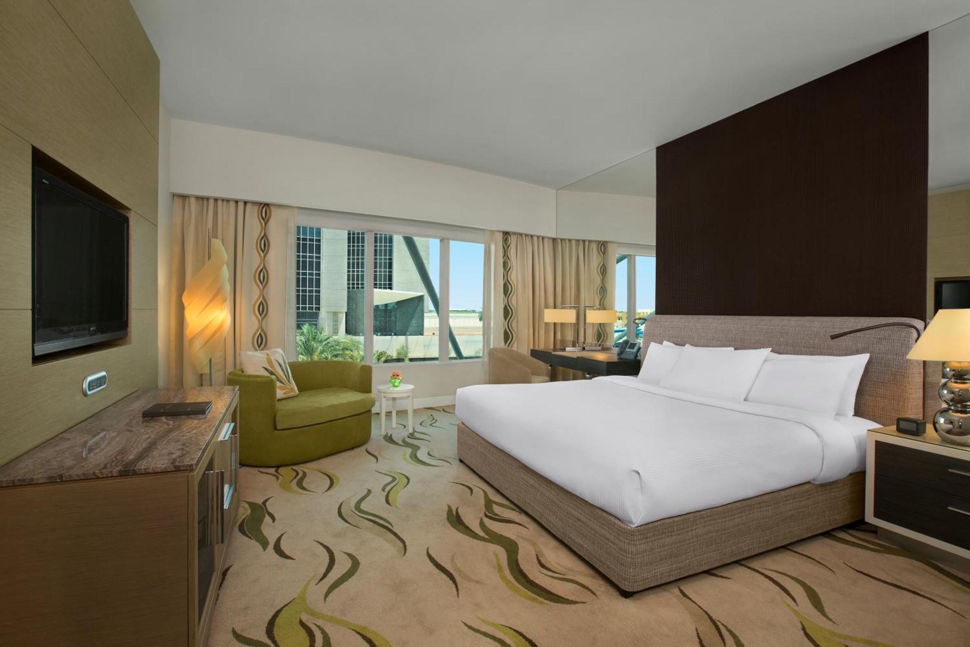 Deluxe Room One King Bed