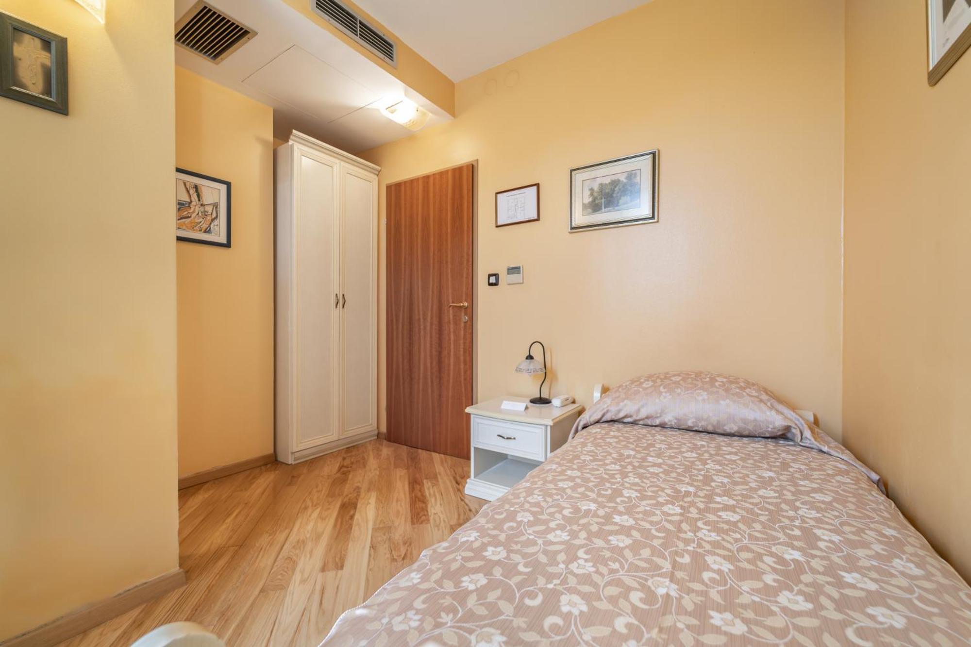 Quarto Individual