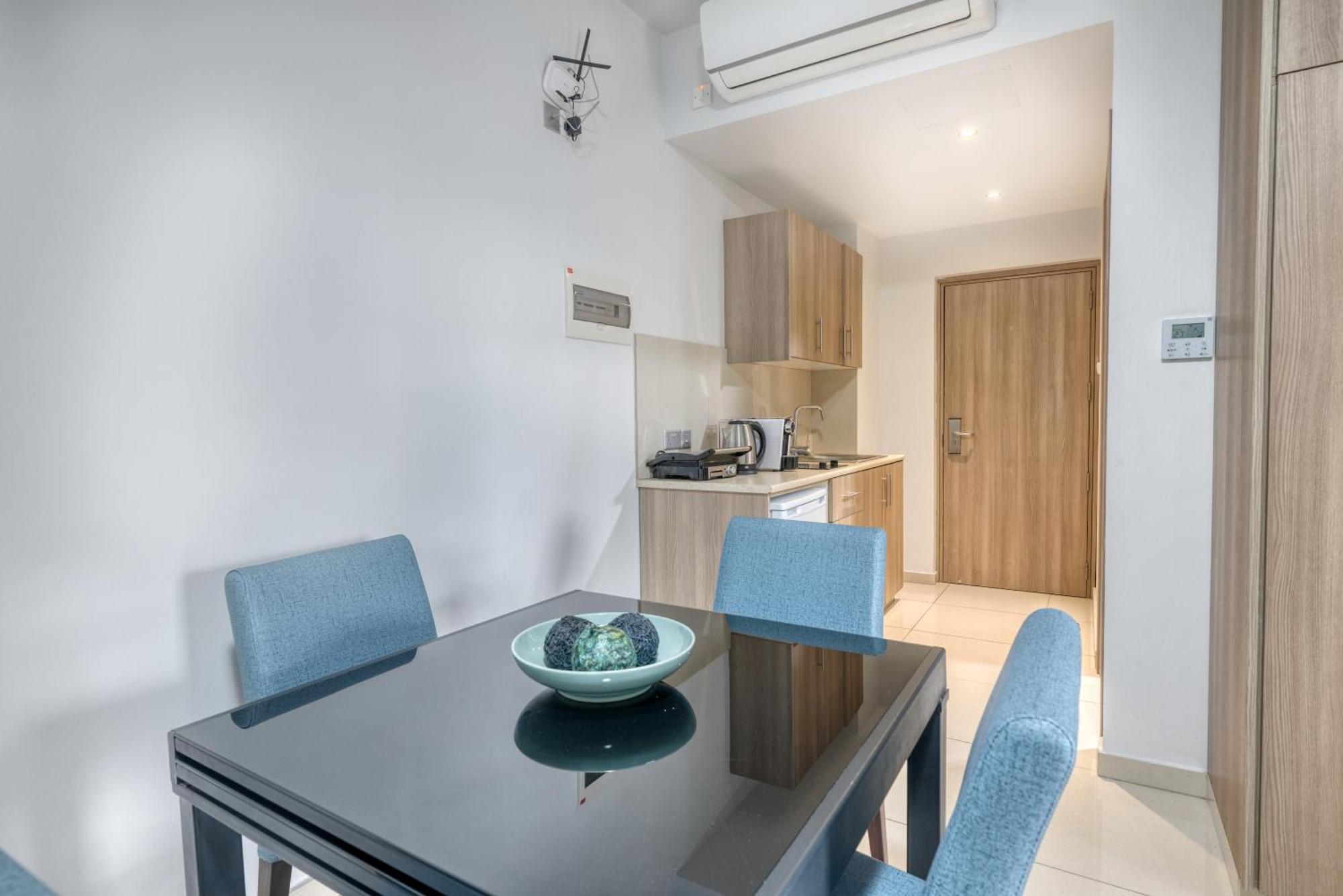 One-Bedroom Suite