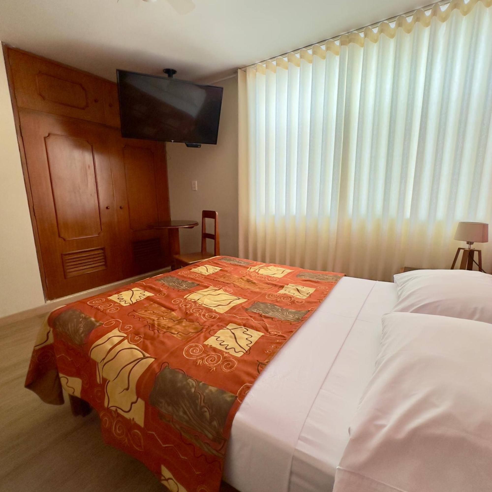 Single Room Private Bathroom