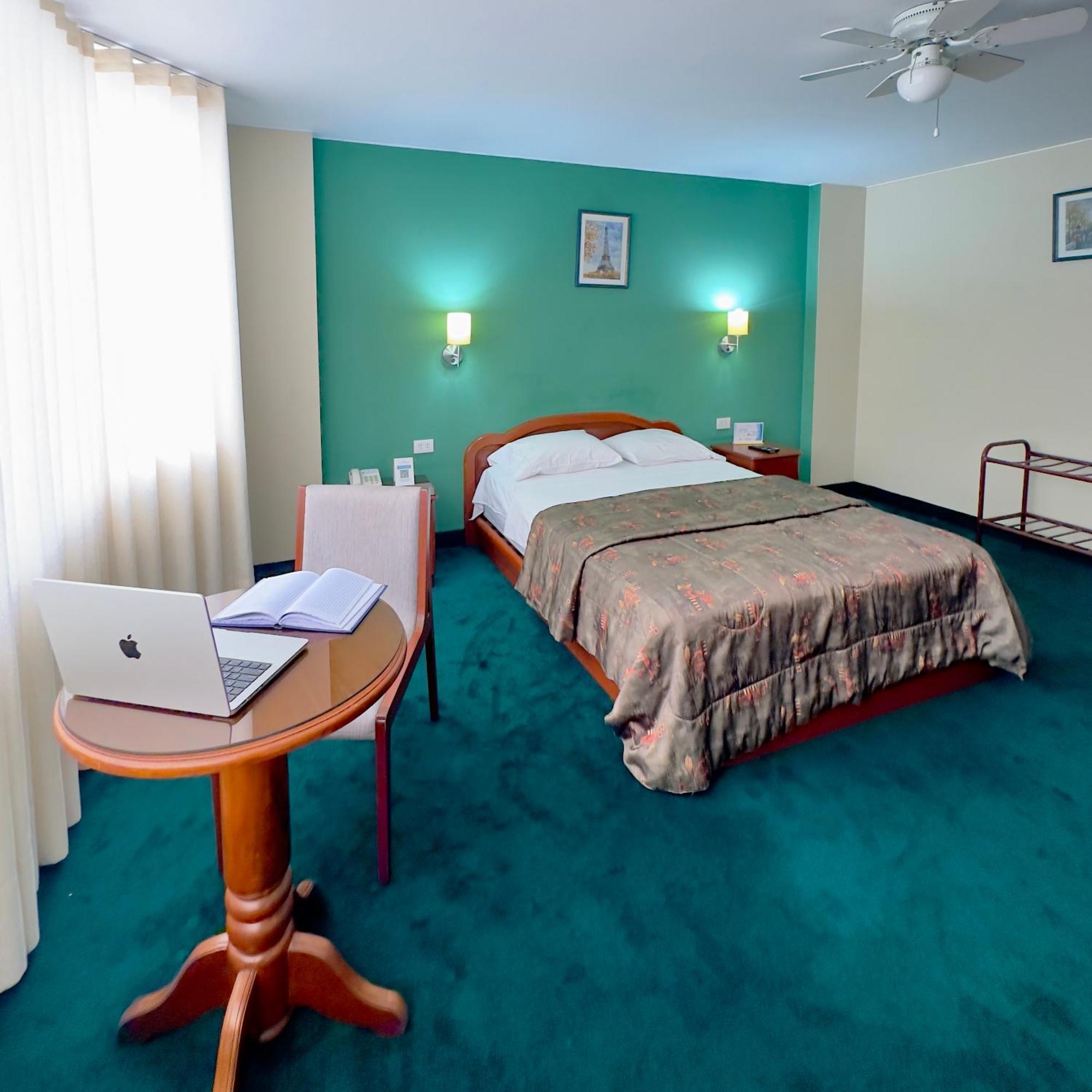 Superior Queen Room