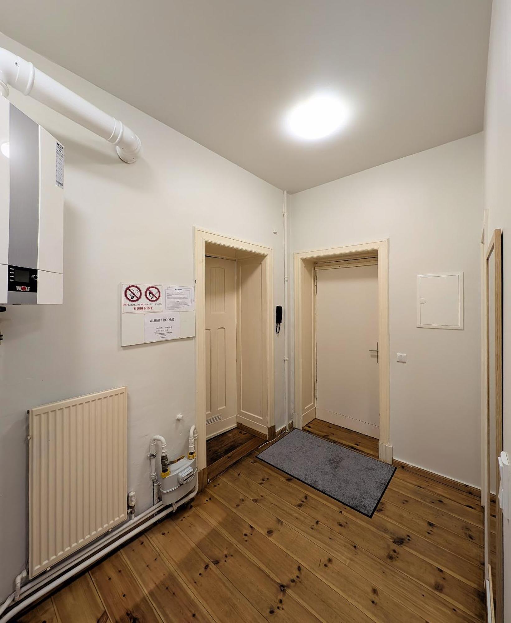 One-Bedroom Standard Apartment